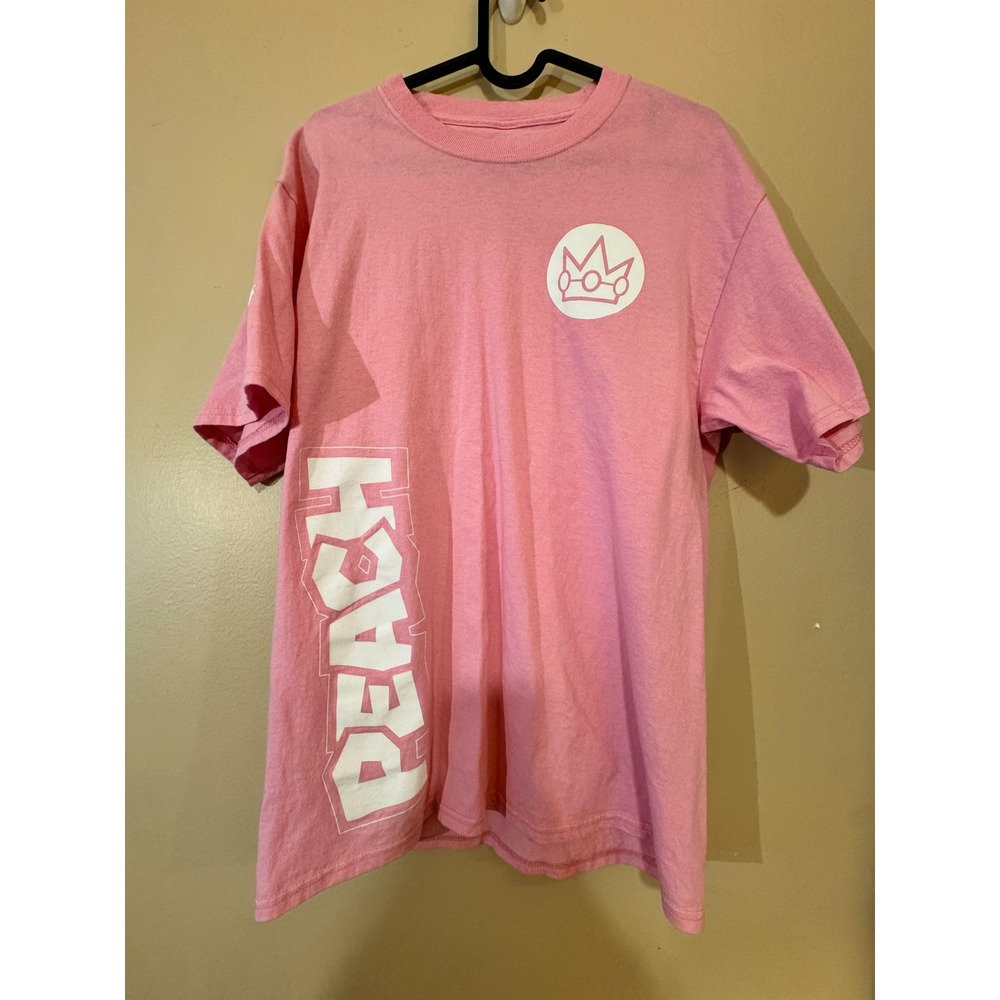 Super Nintendo World Universal Studios Princess Peach Pink Graphic T-Shirt M